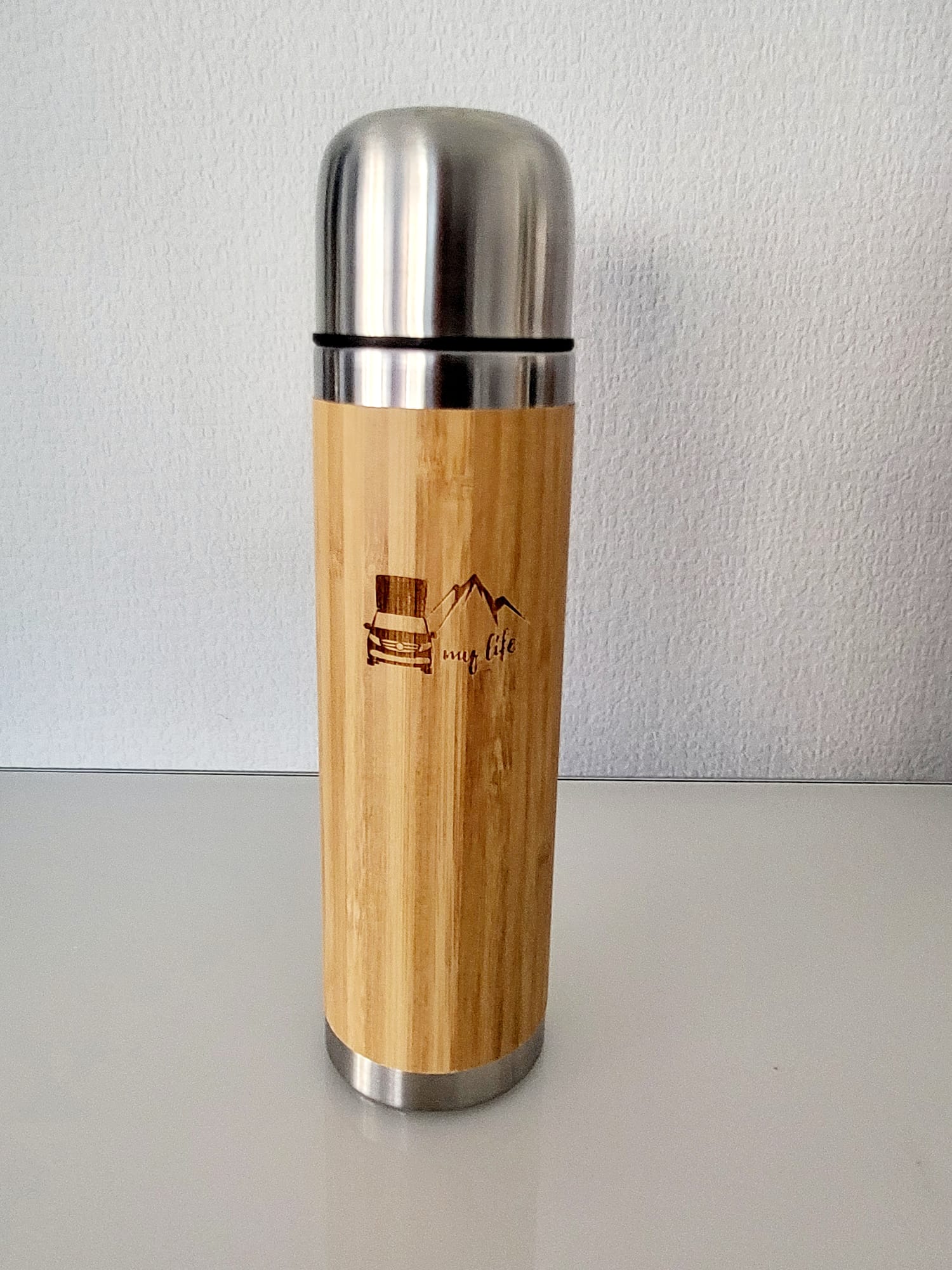 Thermosflasche aus Bambus mit Logo graviert/ Thermosflasche 400ml