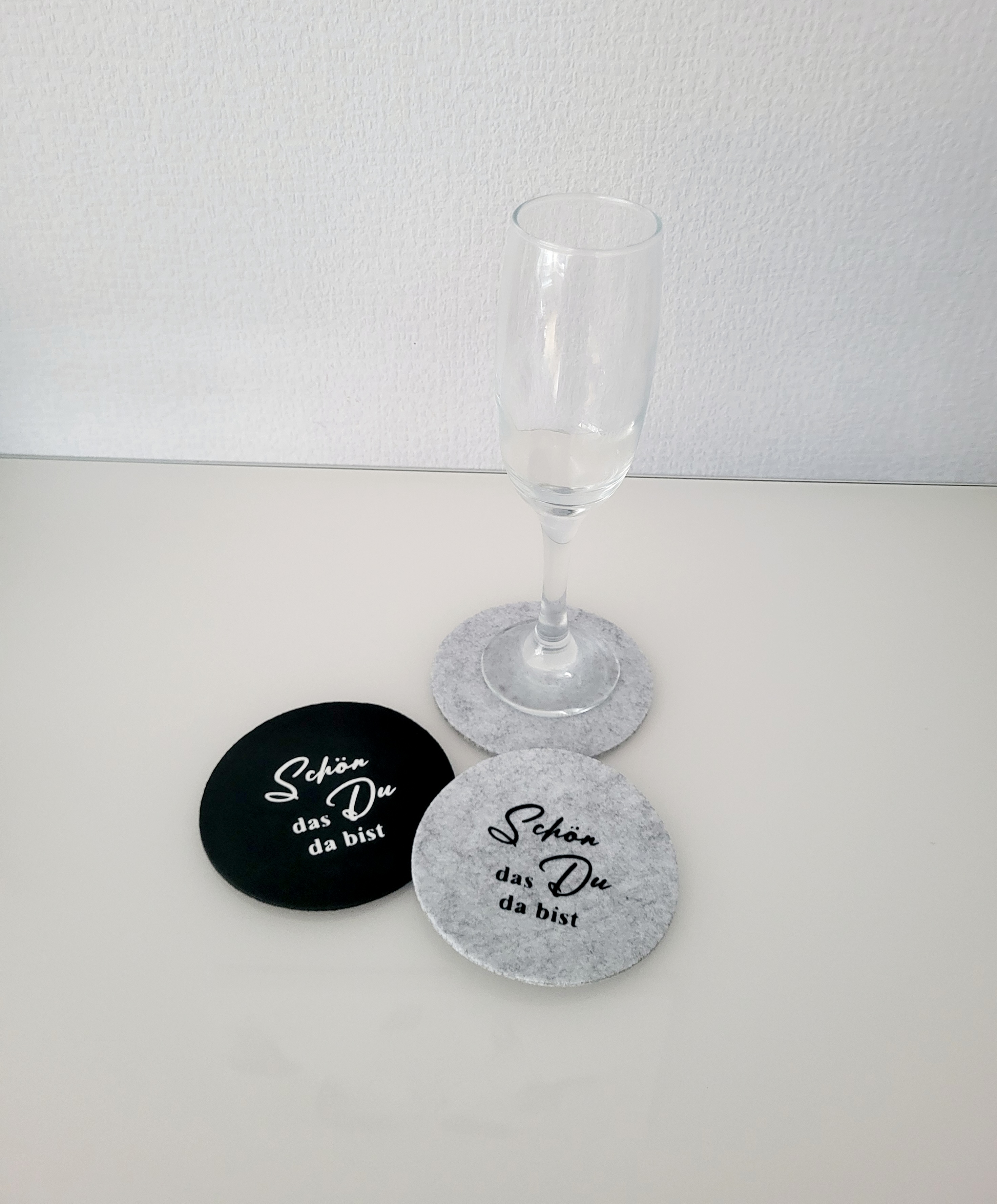 Filzuntersetzer Personalisiert inkl. Druck; 1 Set = 6 Stück Filzuntersetzer Personalisiert inkl. Druck; 1 Set = 6 Stück