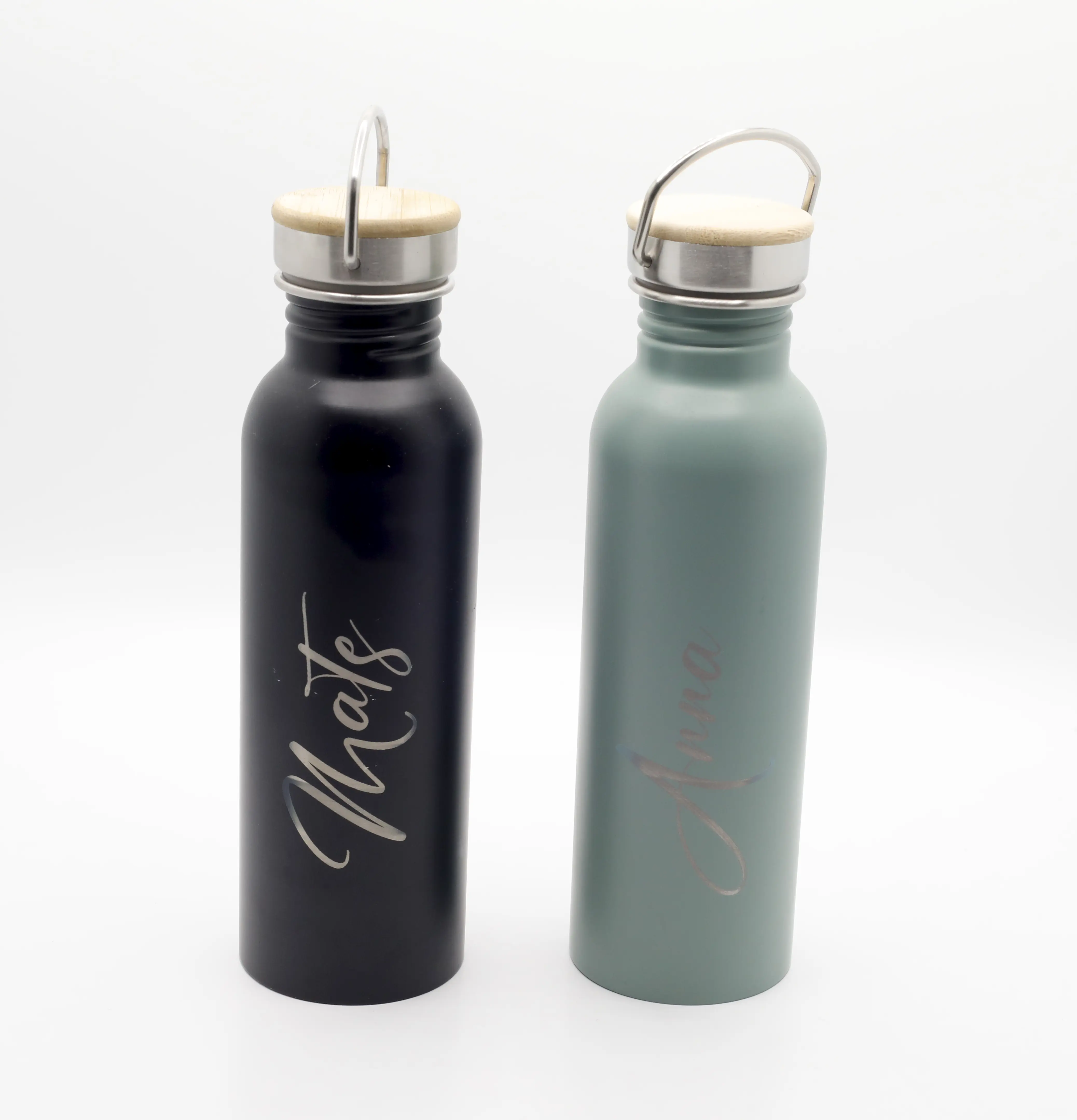Edelstahlflasche Flasche aus Edelstahl / personalisierte Trinkflasche / für Zuhause und Unterwegs/ individuell gestaltet in 5 Farben