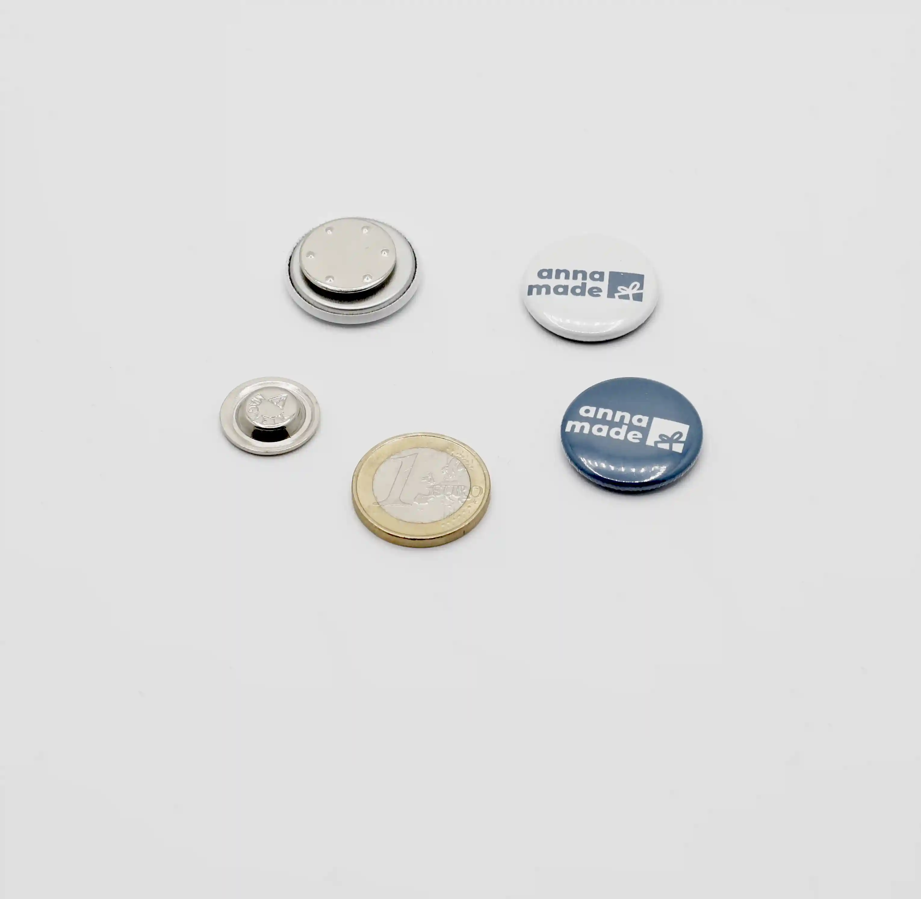 Button 25 mm mit Kleidungsmagnet Button 25 mm mit Kleidungsmagnet