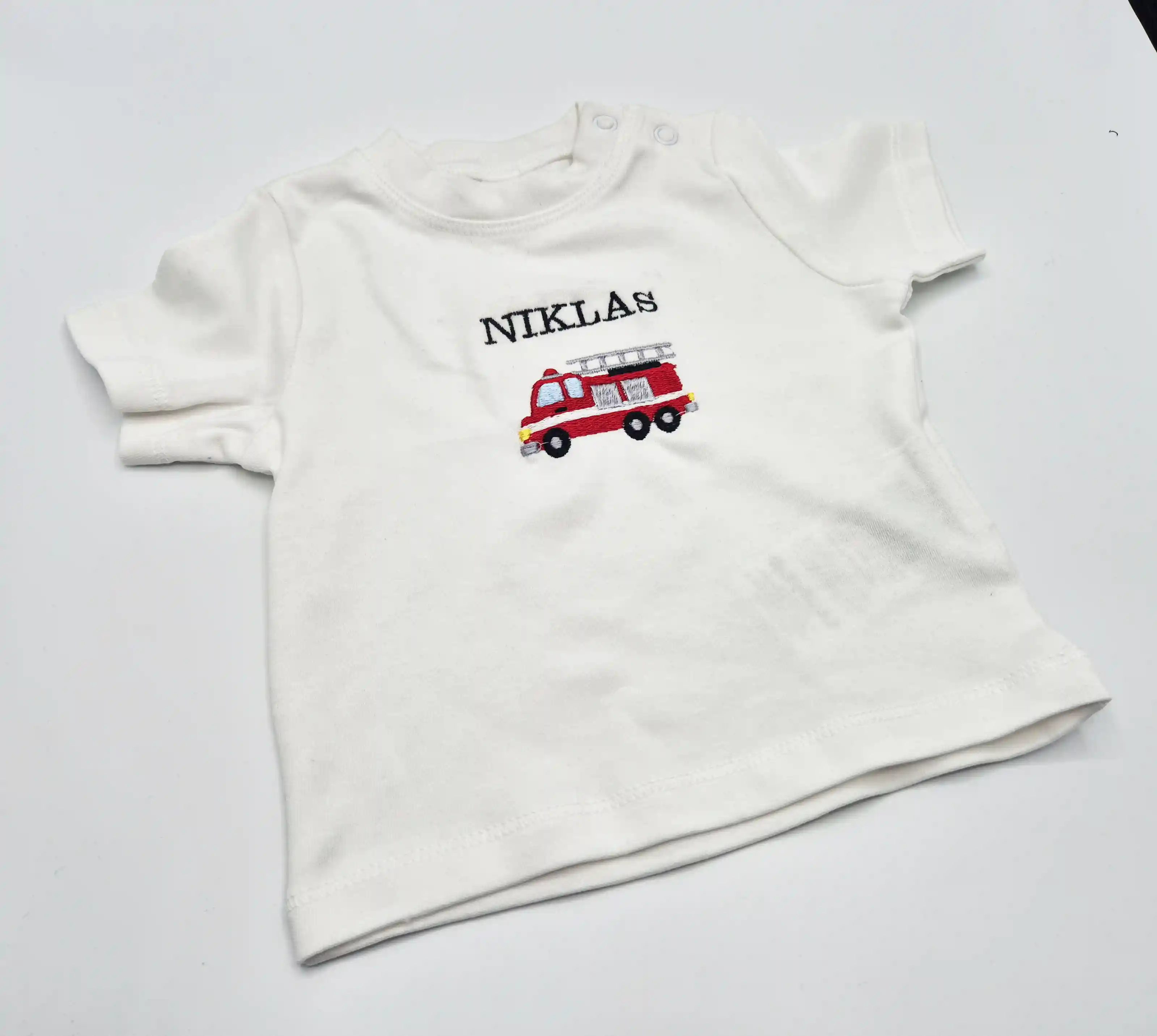 Baby-Shirt mit Stick